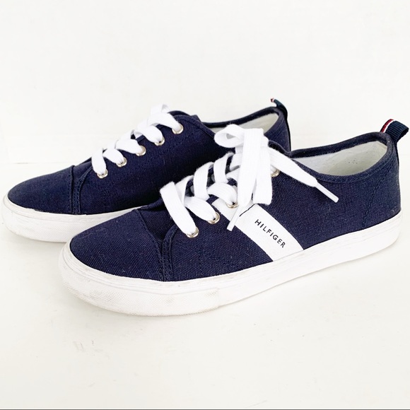 Tommy Hilfiger Canvas Lace Up Low Rise Rounded Toe Sneakers Navy Blue and White - Picture 1 of 7